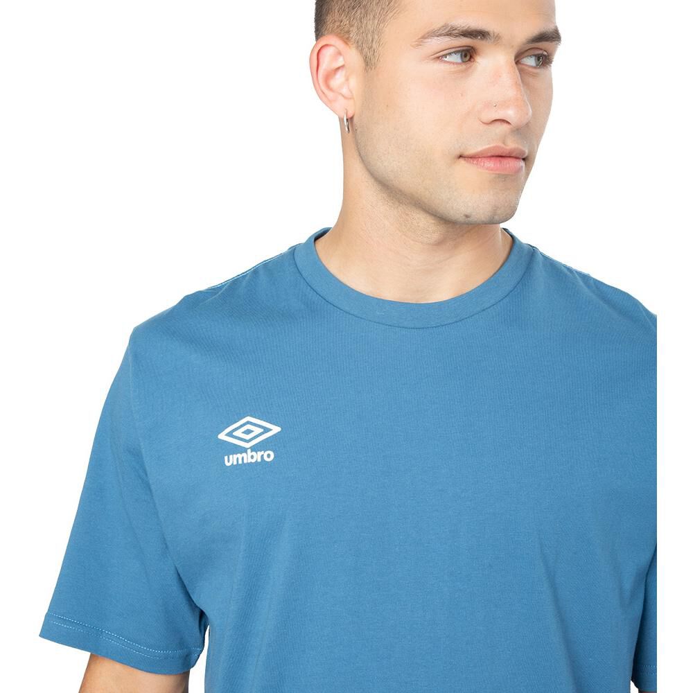 Polera Deportiva Hombre Umbro Essentials Small Logo image number 4.0