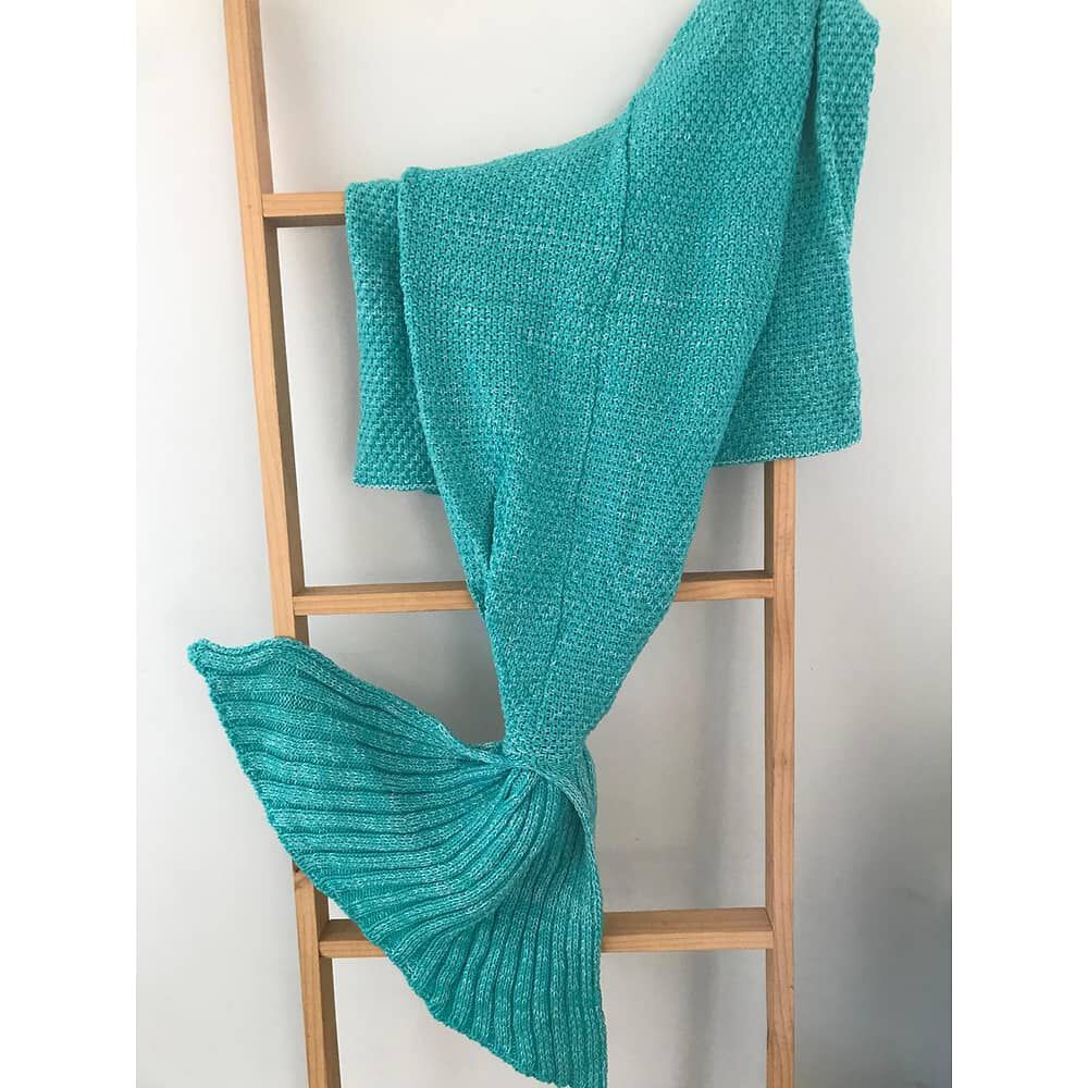 Manta Estilo Sirena image number 3.0