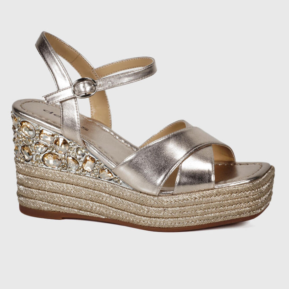 Sandalia Cuero Ibalú Dorado image number 0.0