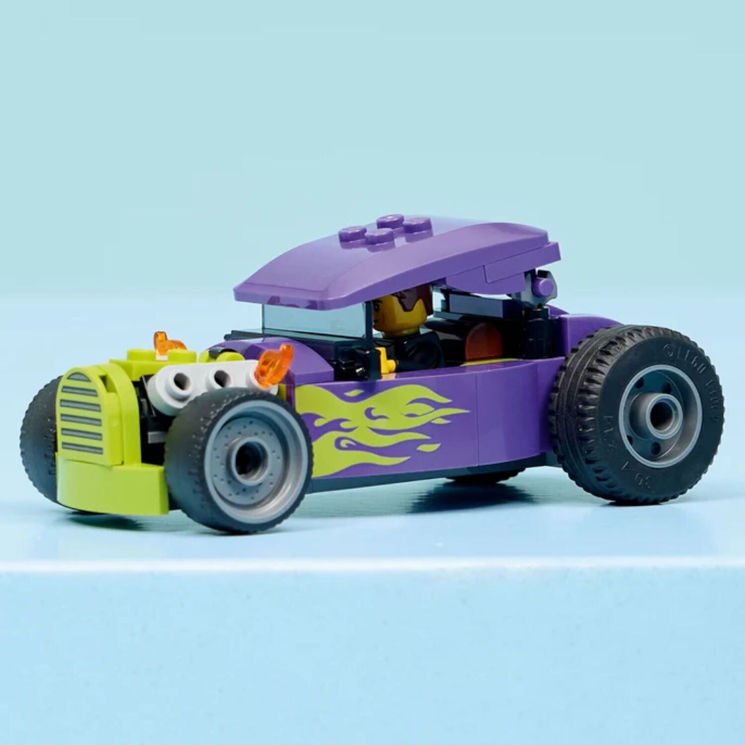 Lego City - Auto Deportivo Cl&aacute;sico - 60485 image number 5.0