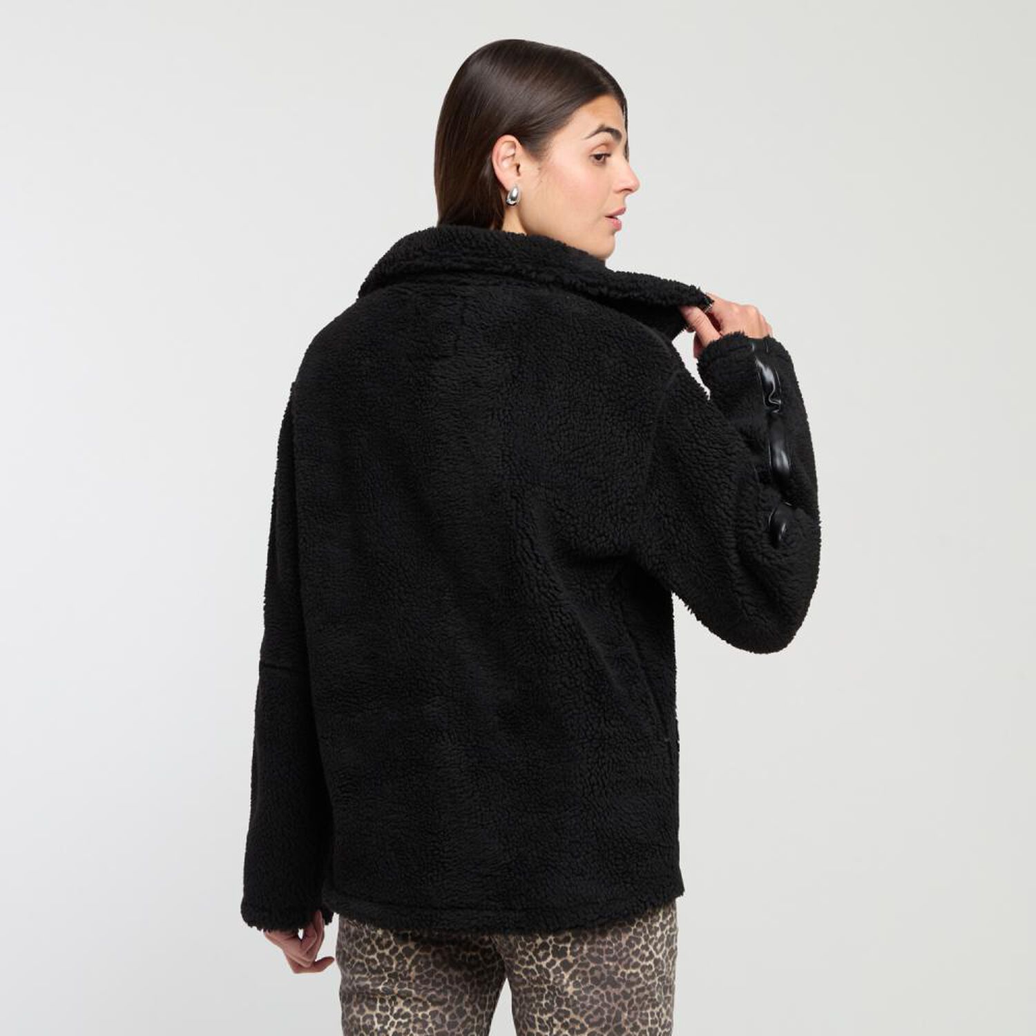 Chaqueta Sherpa Full Print Cuello Alto Mujer Rolly Go image number 3.0