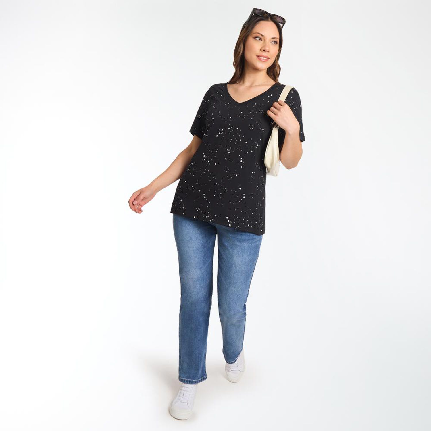 Polera Regular Aplicaci&oacute;n Folia Manga Corta Cuello V Mujer Sexy Large image number 1.0