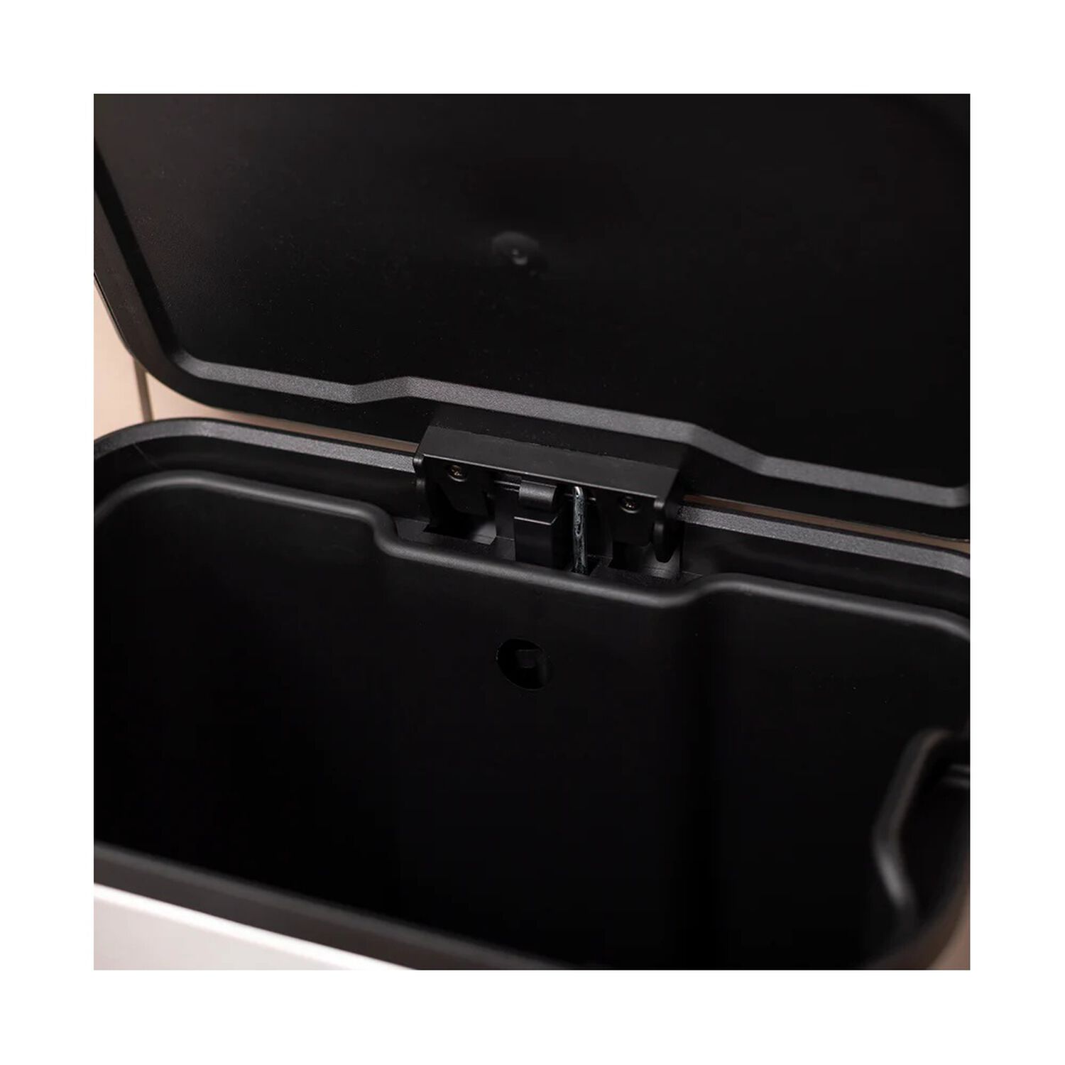 Basurero 30l Con Pedal Mate Y Anti Huellas Simple Cook image number 3.0
