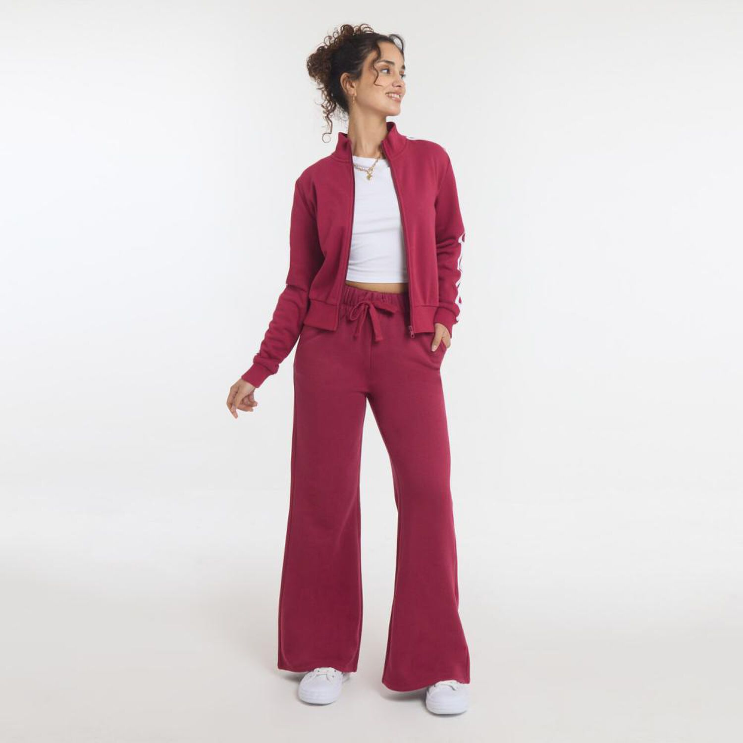 Pantal&oacute;n De Buzo Tiro Medio Flare Mujer Freeedom image number 1.0
