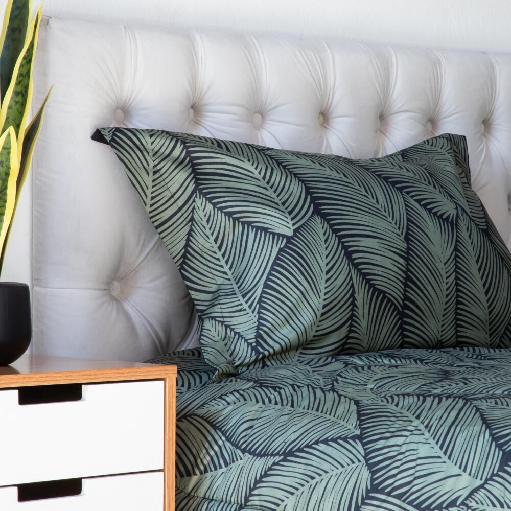 Plum&oacute;n Azhome Bremen / 1.5 Plazas image number 1.0