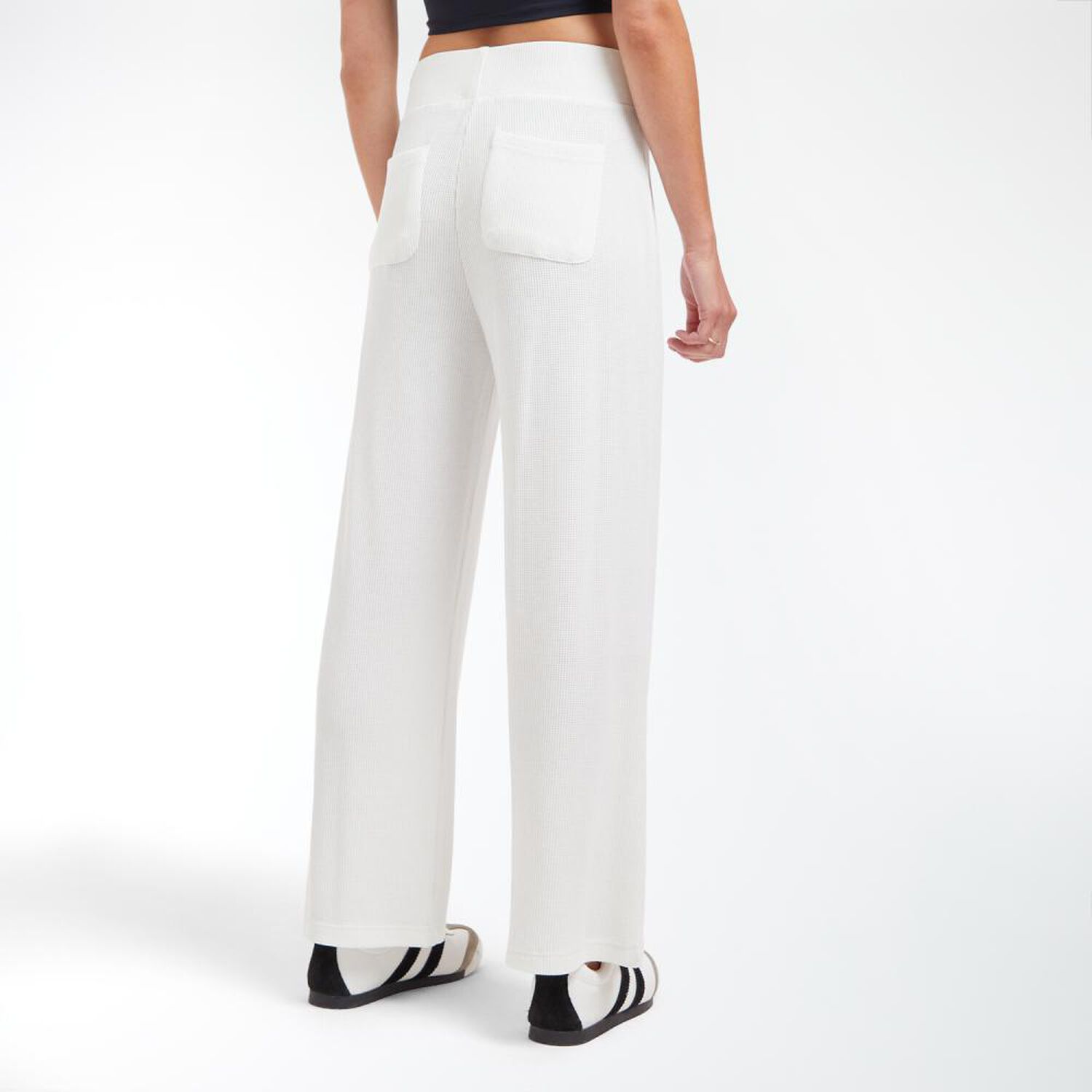 Pantal&oacute;n Waffle Cintura El&aacute;sticada Tiro Alro Slouchy Mujer Freedom image number 3.0