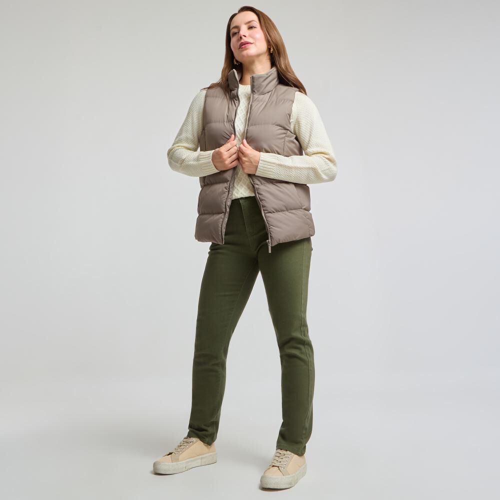 Parka Regular Sin Mangas Cuello Alto Mujer Geeps image number 1.0