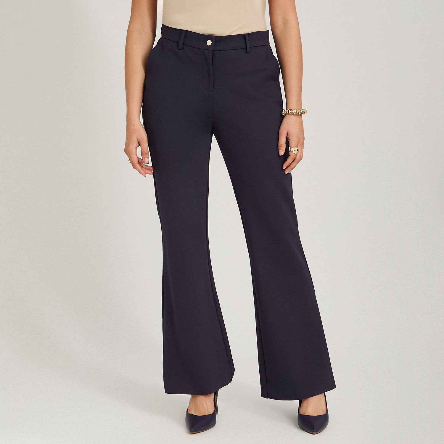 Pantal&oacute;n Tiro Medio Flare Con Cintur&oacute;n Mujer Lorenzo Di Pontti image number 0.0