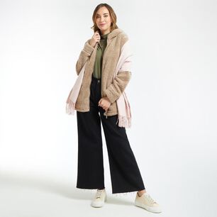 Poler&oacute;n Bonded Sherpa Regular Cuello Alto Con Capucha Mujer Geeps