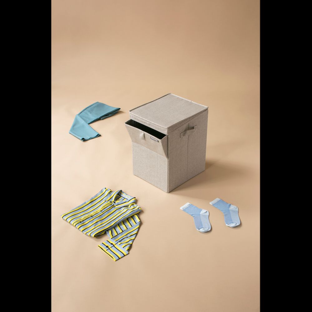 Caja Apilable Para Ropa 35 Lt Grey image number 5.0