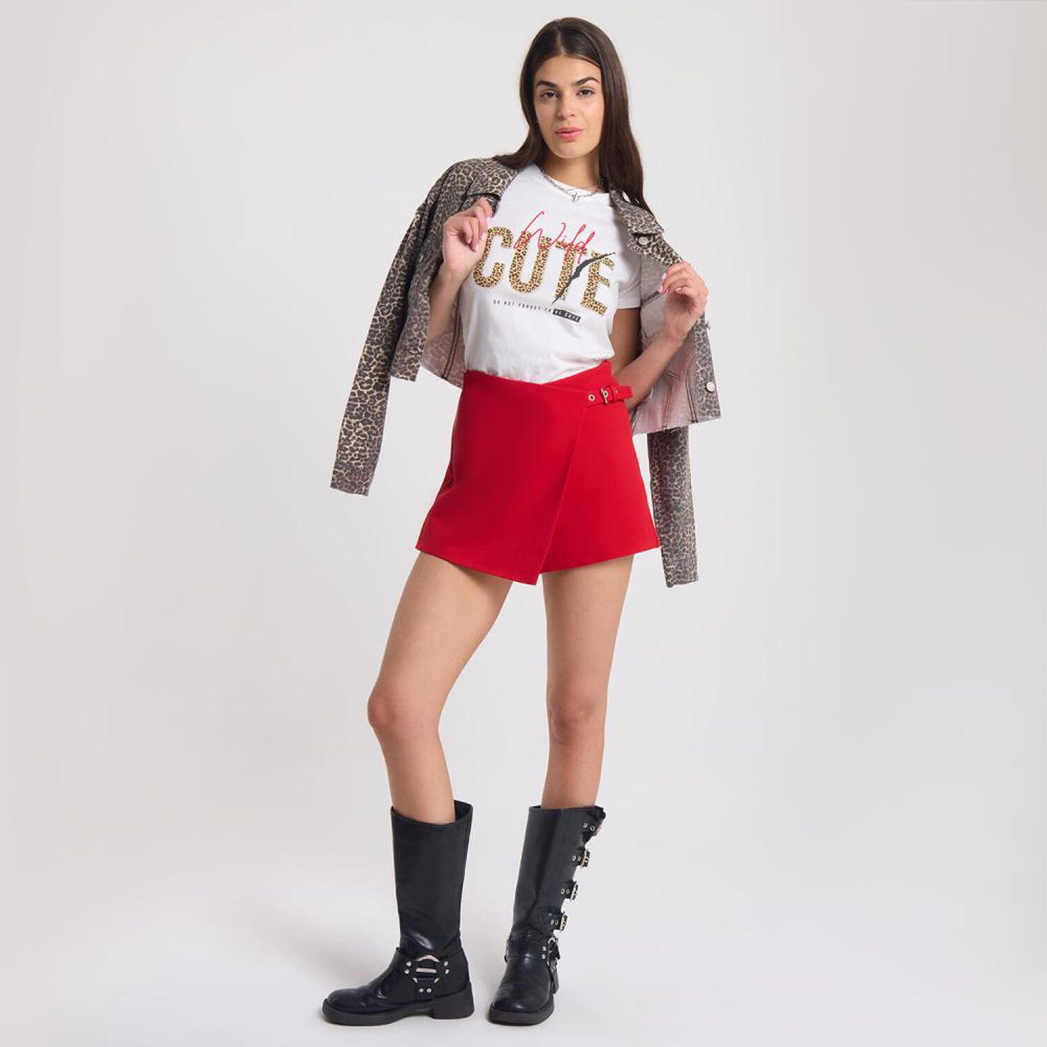 Short Falda Tiro Medio Relax Mujer Rolly Go image number 1.0