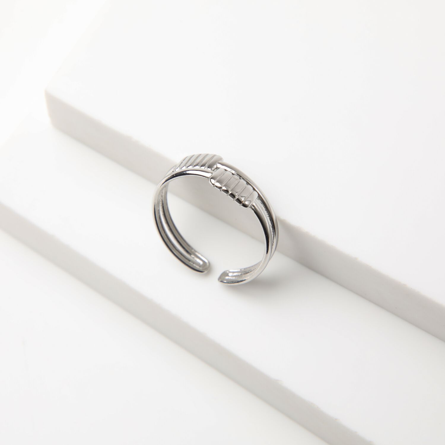 Anillo 19v69 Plateado Mujer Str222 image number 0.0