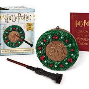 Harry Potter Hogwarts Christmas Wreath And Wand