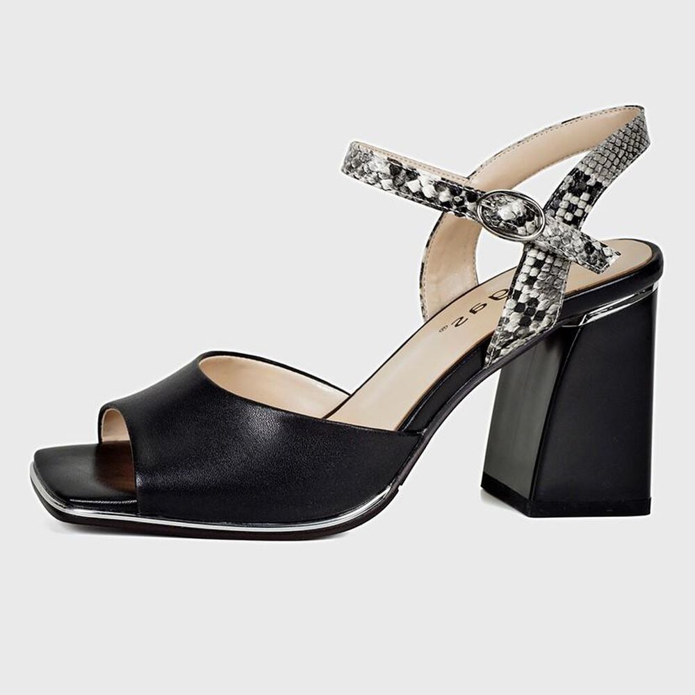 Sandalia Daniela Negro image number 0.0