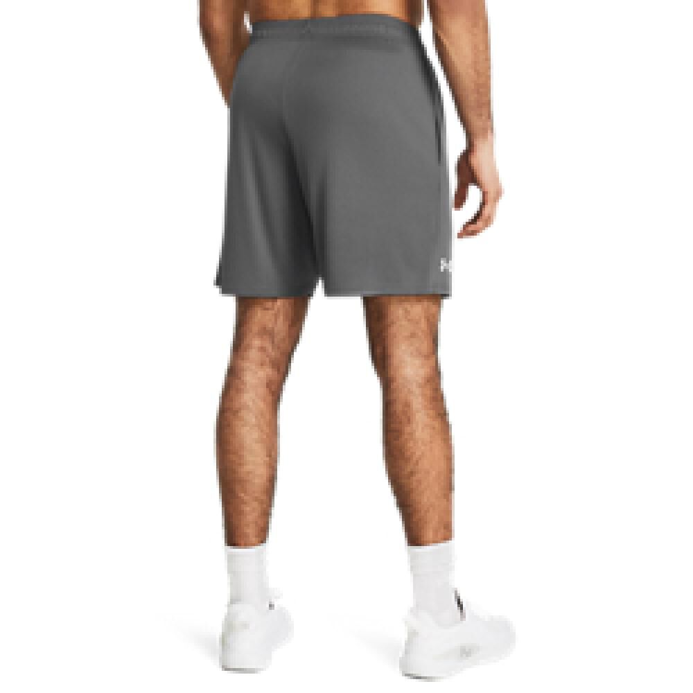 Short Deportivo Hombre Under Armour image number 2.0