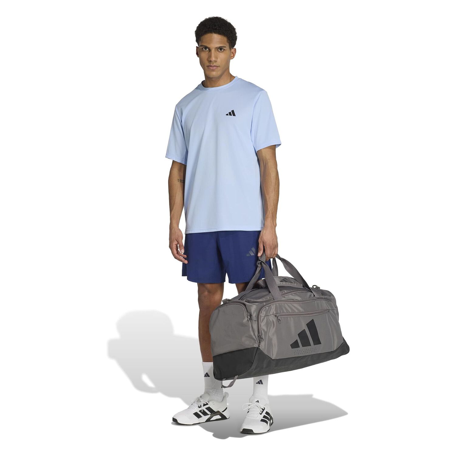Polera Deportiva Celeste Adidas image number 4.0