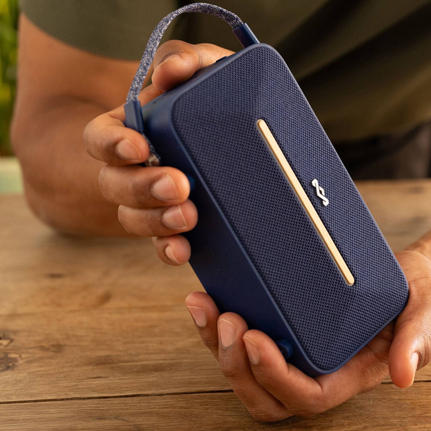 Parlante Bluetooth 5.3 Waterproof Rise Up Solar Azul Marley image number 6.0