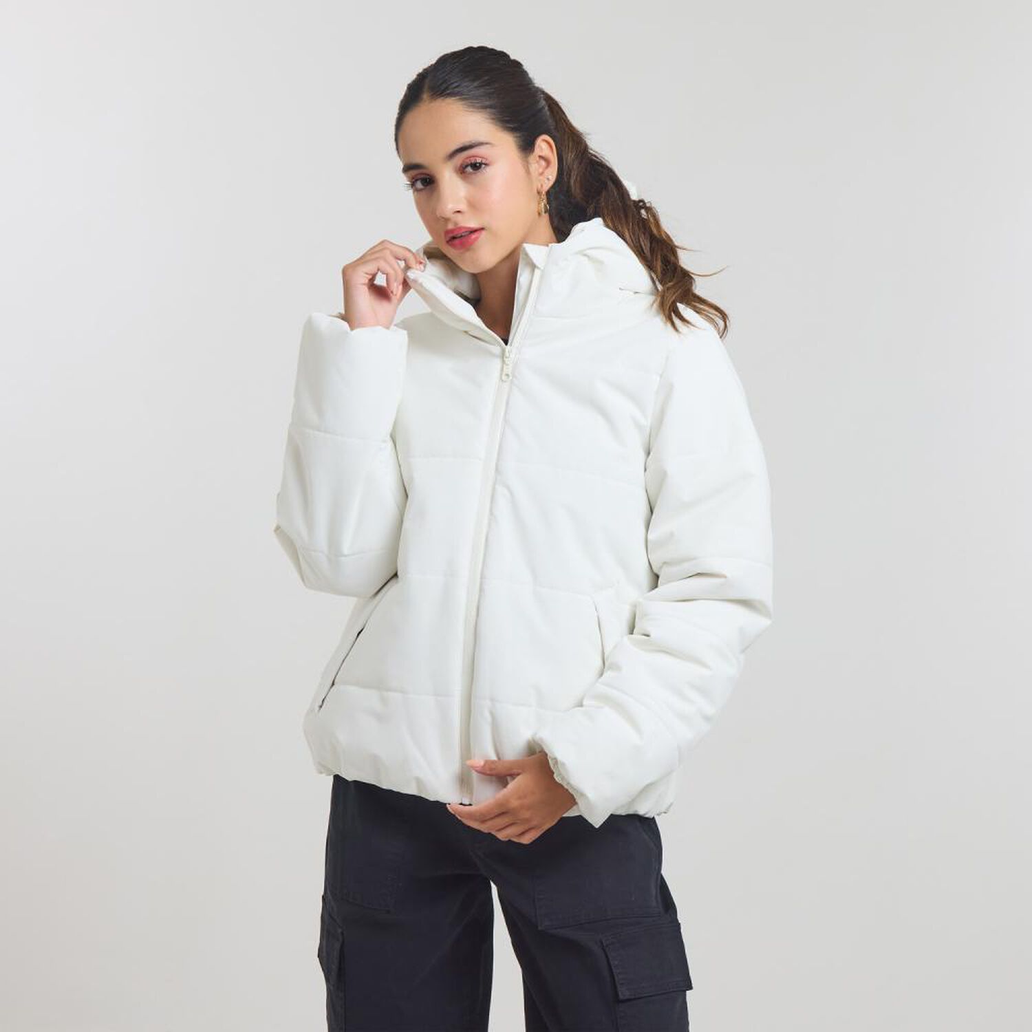 Parka Regular Cuello Alto Con Capucha Mujer Freedom image number 2.0