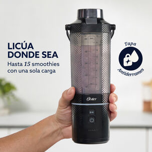 Licuadora Oster Portátil 590 Ml Recargable Negro Blstgfpb20