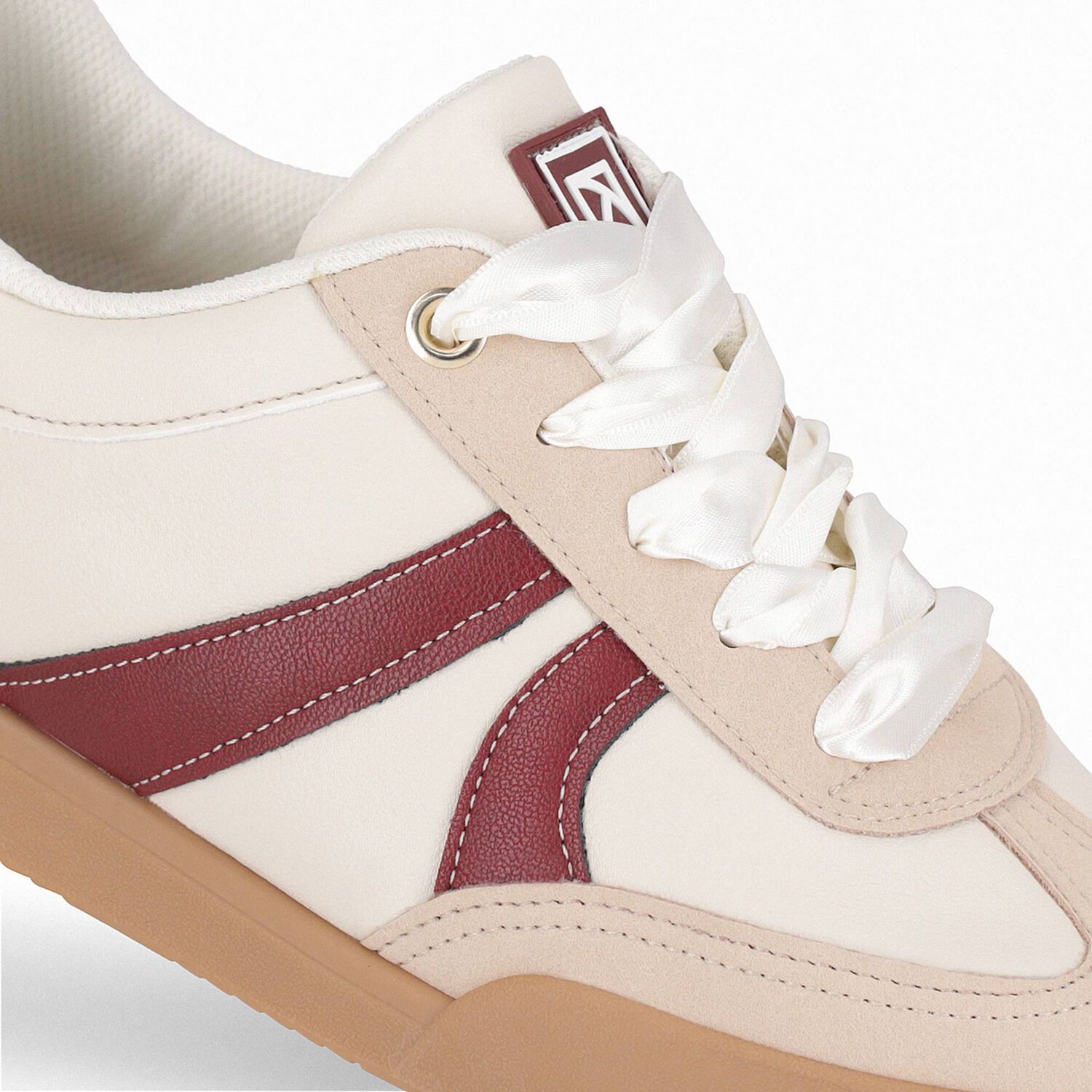 Zapatilla Mujer Beige/burdeo Caroline Piccadilly image number 7.0