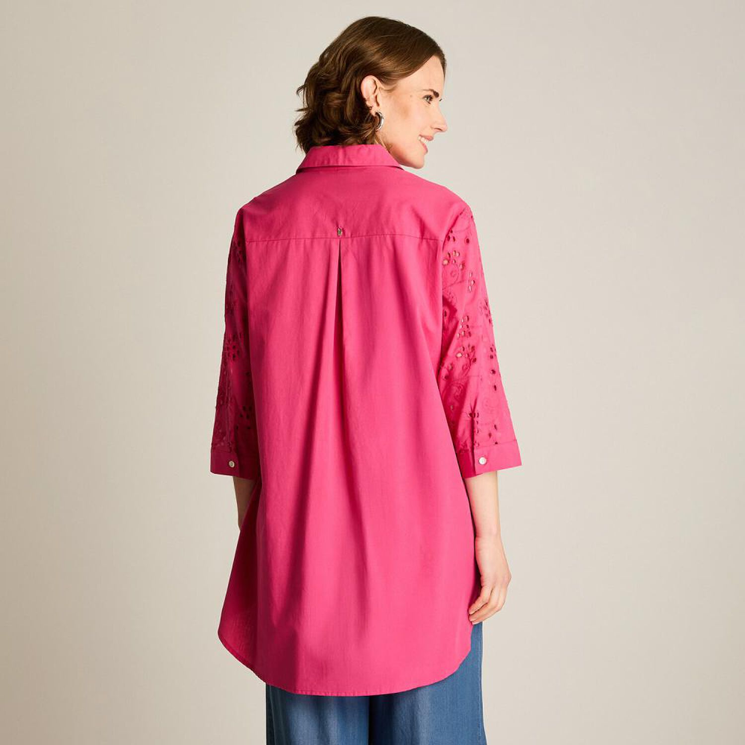 Blusa Aplicaci&oacute;n Broderie Y Botones Manga 3/4 Mujer Lorenzo Di Pontti image number 2.0