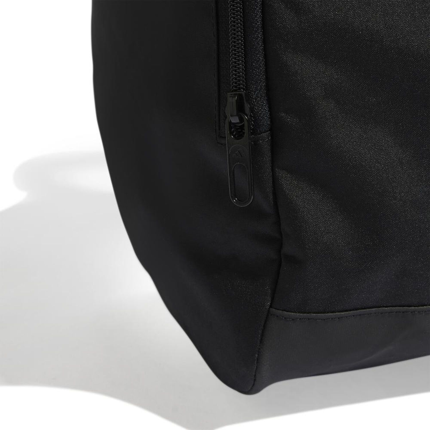 Maleta Deportiva Mediana Linear Adidas image number 3.0