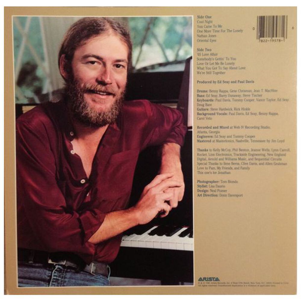 Paul Davis - Cool Night | Vinilo Usado image number 1.0