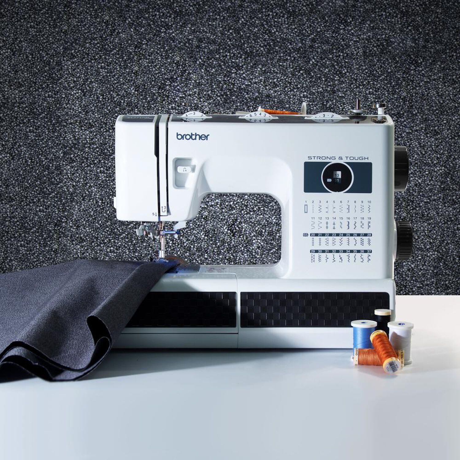 M&aacute;quina de Coser Brother Jeans ST371HD image number 4.0