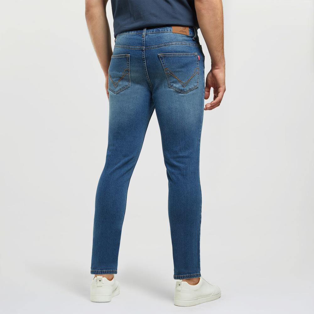 Jeans Regular Tiro Medio Slim Hombre Peroe image number 3.0