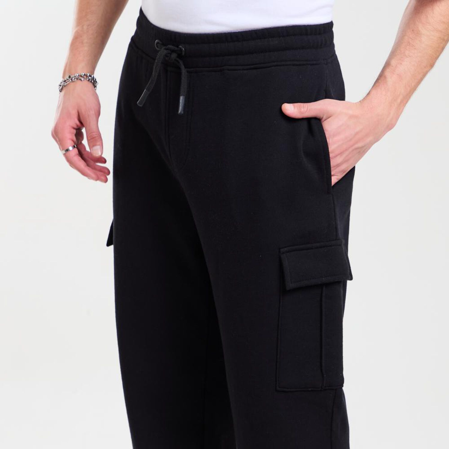 Pantal&oacute;n Cargo Tiro Medio Slim Hombre Skuad image number 4.0