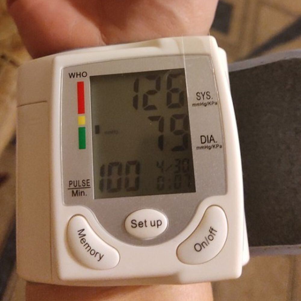 Medidor De Presión Sanguinea Digital Recargable Usb C Brazo Toma Presión Arterial Tensiometro Electrónico image number 6.0