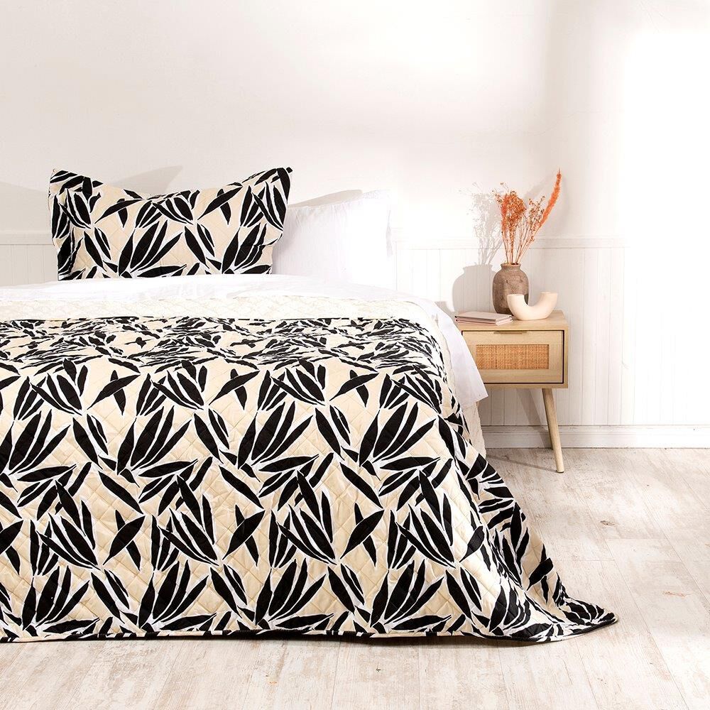 Quilt Estampado Sherpa 1.5 Plazas Leaves image number 0.0