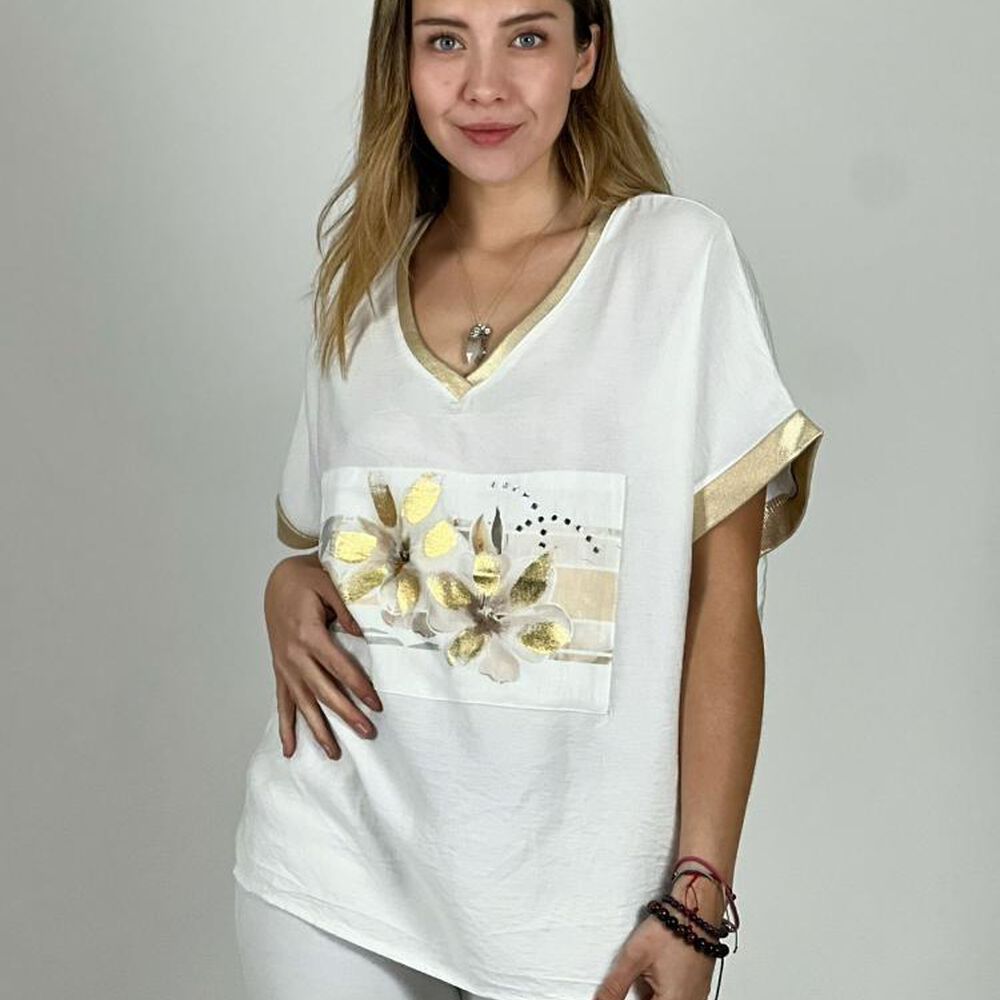 Polera Italiana Diseño Camelias Doradas image number 3.0