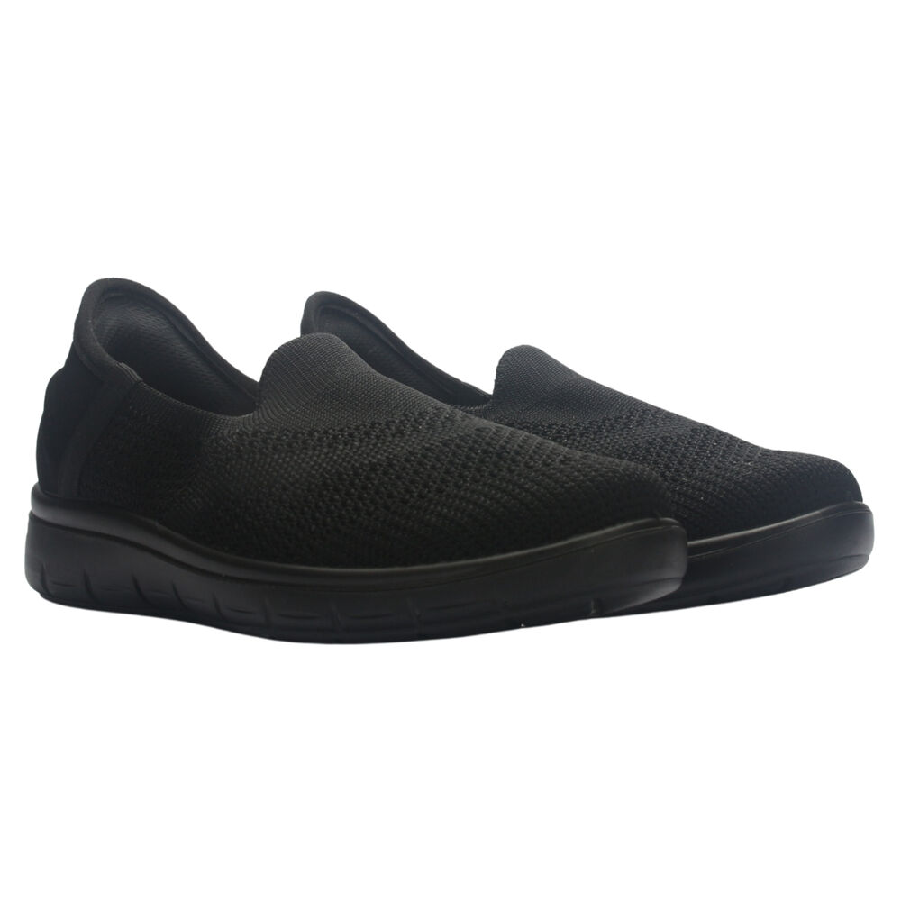 Zapatilla Mujer Chalada Momi-1 Negro Urbano image number 4.0