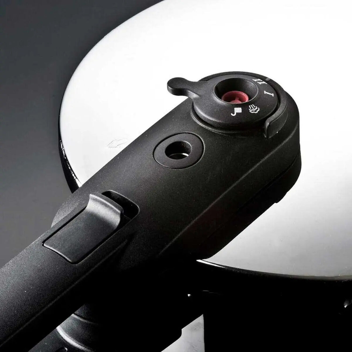 Olla A Presion 6 Litros Acero Inoxidable Modelo Maltinox Marca Marmicoc image number 3.0