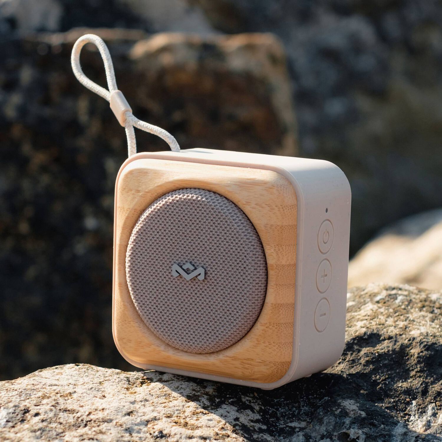 Parlante Bluetooth 5.3 Roots Crema Marley image number 5.0