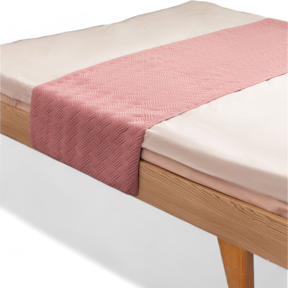 Piecera Para Cama De 2 Plazas O King De Plush 70cm X 210cm Color Rosado image number 0.0