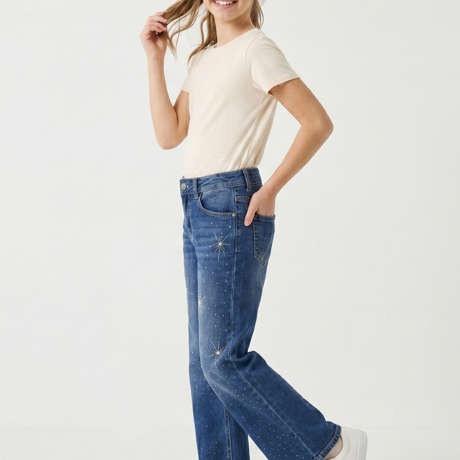 Jeans Ni&ntilde;a Recto Con Brillos Pedrer&iacute;a Moda Urbana Denim image number 3.0