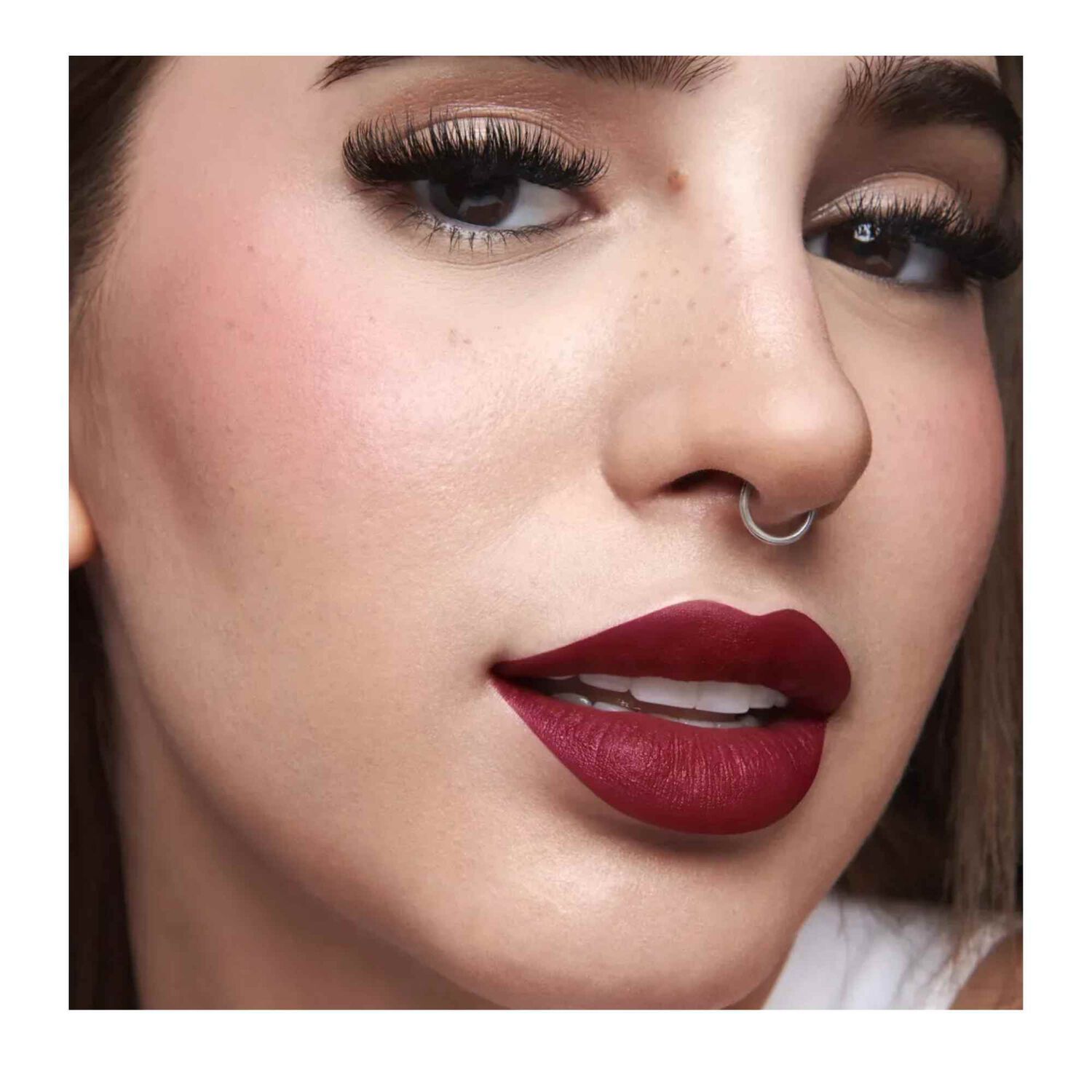 Labial En Barra Supermate Lips Studio Look image number 0.0