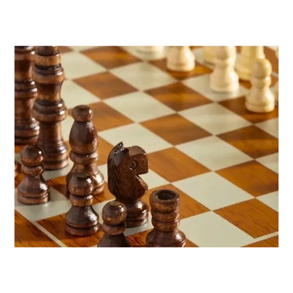 Juego Ajedrez Port&aacute;til De Madera Con Botella Y Vasos Metal image number 5.0