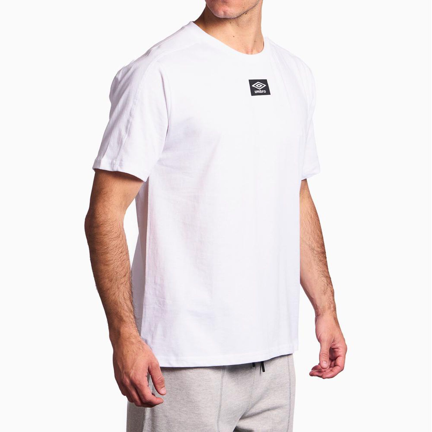 Polera Umbro Essentials Square Logo image number 1.0