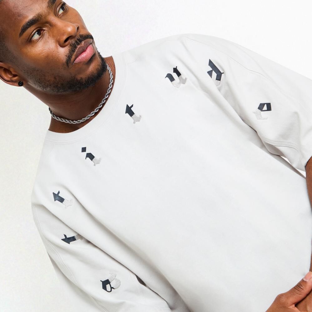 Polera Oversize Manga Corta Cuello Redondo Hombre Rolly Go image number 4.0