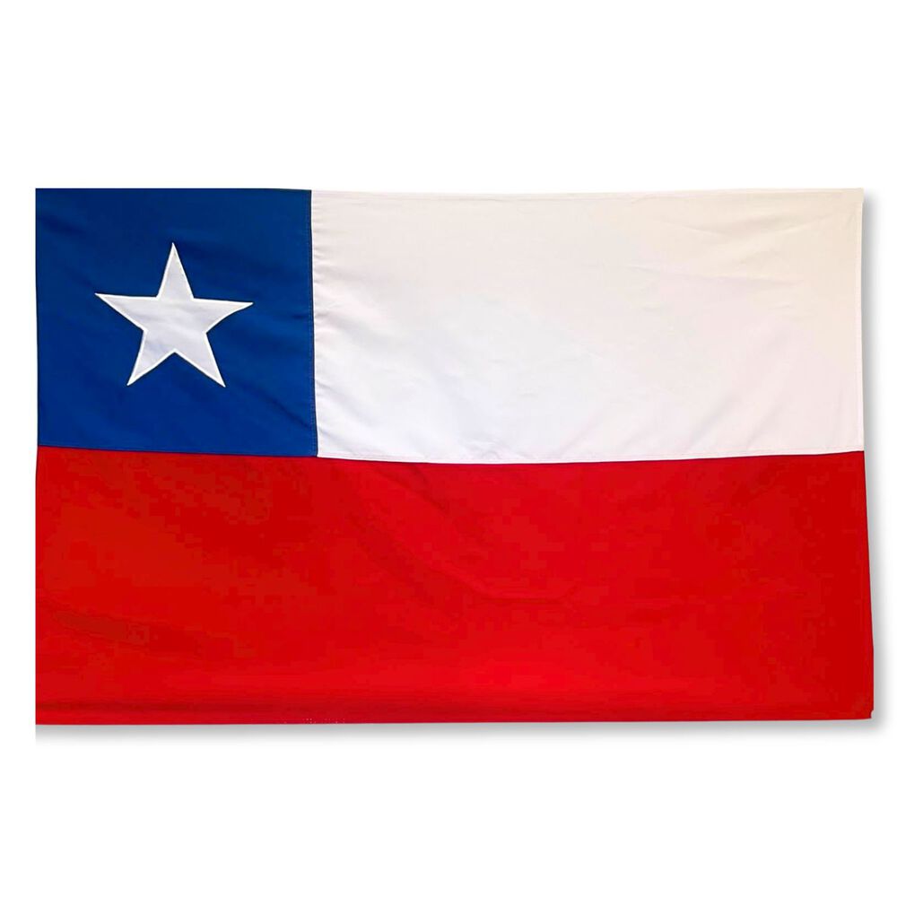 Bandera De Chile 90x145cm De Tela Fiestas Patrias image number 0.0