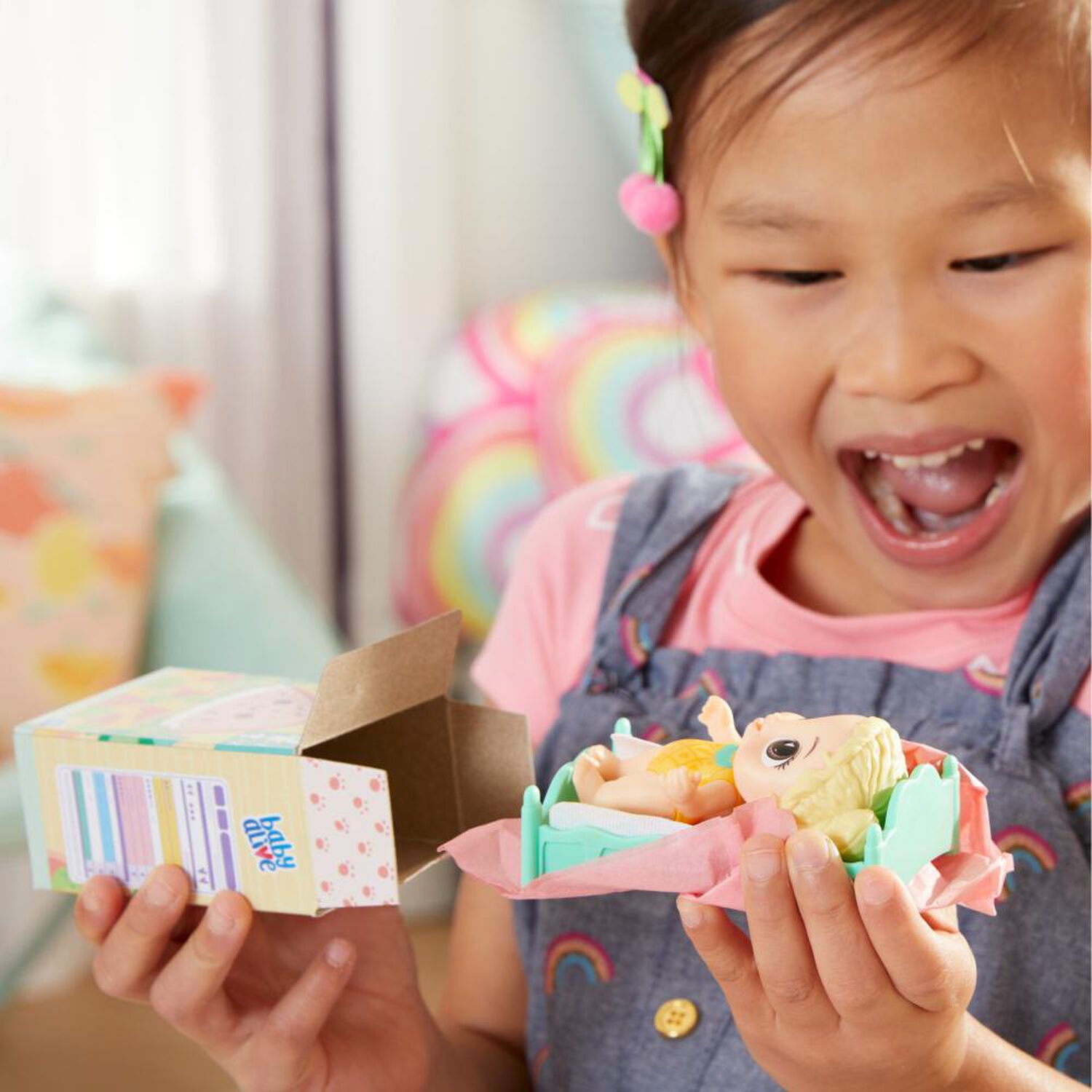 Mu&ntilde;eca Baby Alive Foodie Cuties F3551 image number 5.0