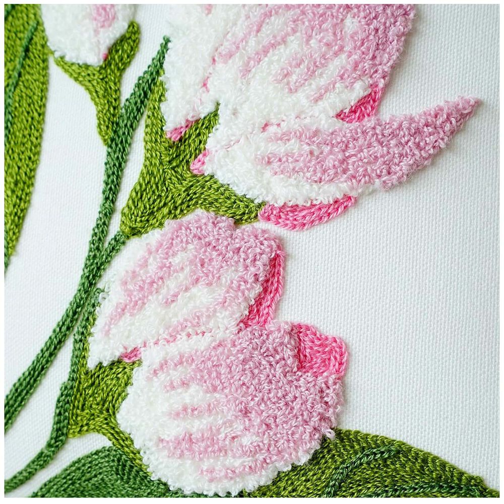 Funda De Cojín Bordado Floral Mod16 image number 1.0