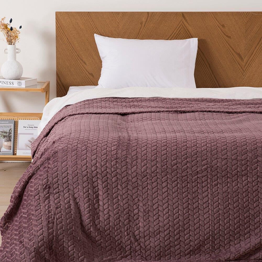 Frazada Jqd Flannel Nevada 1.5 Plazas Morado image number 0.0