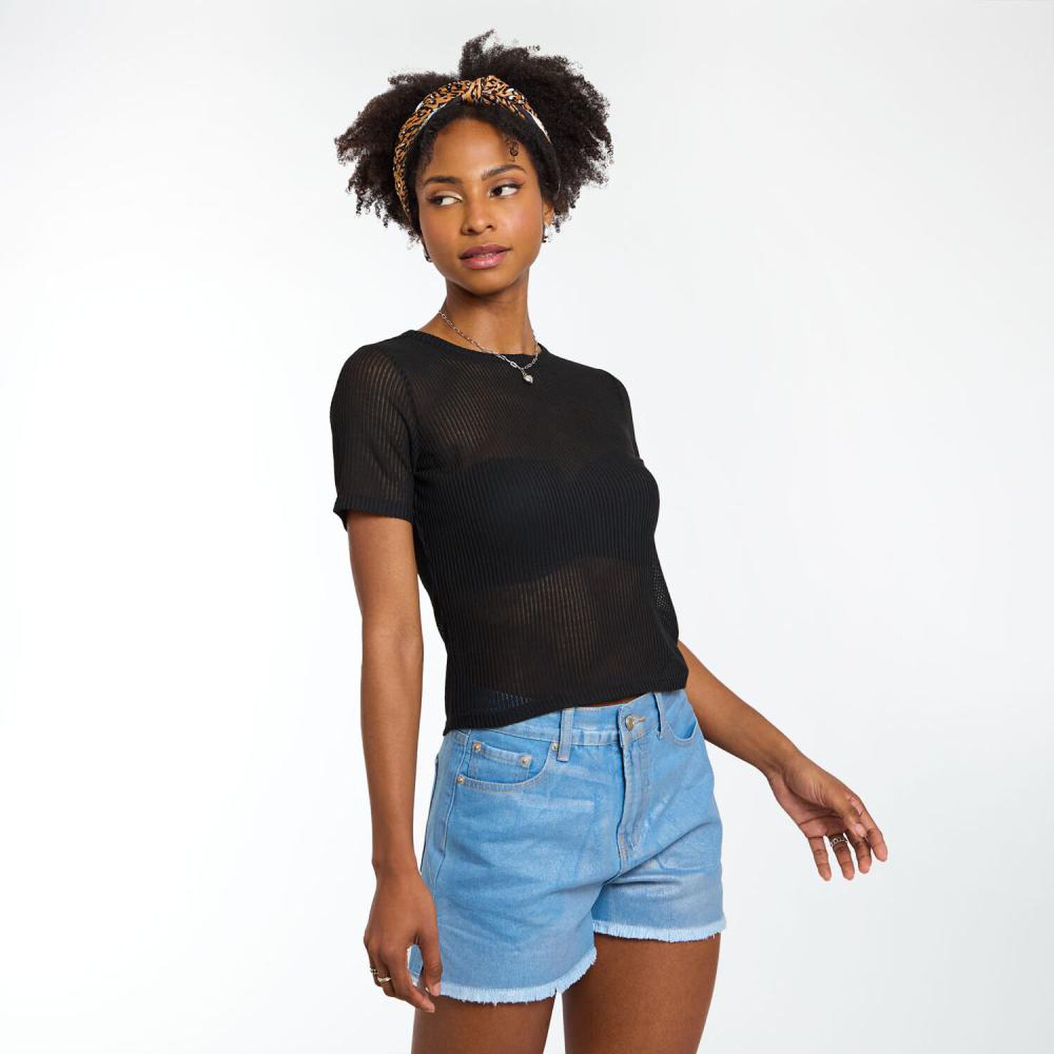 Polera Satinada Manga Corta Cuello Redondo Mujer Rolly Go image number 2.0
