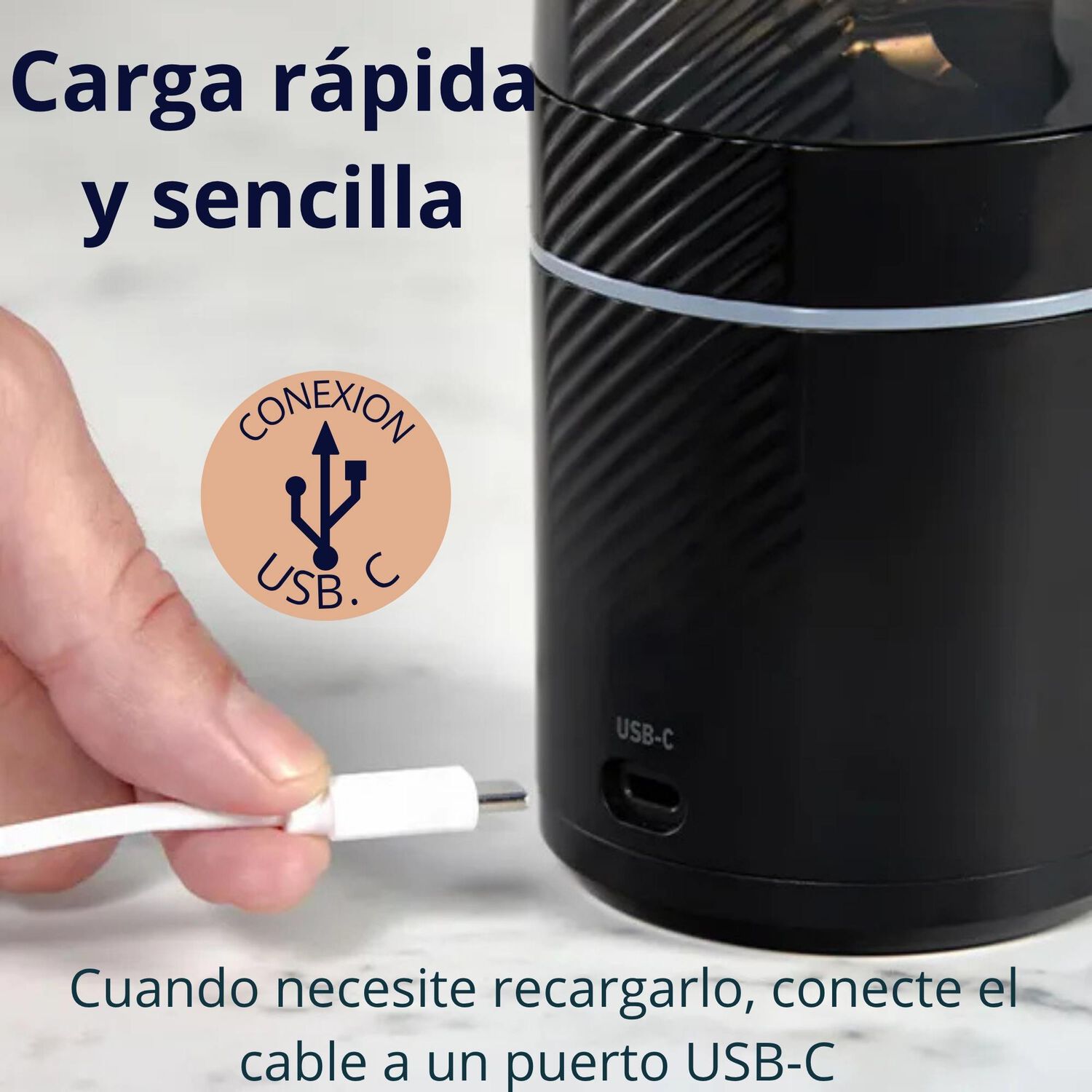 Oster Licuadora Port&aacute;til, Gomax, 590 Ml De Capacidad, Para Smoothies, Negro, Blstgfp-b20-000 image number 6.0
