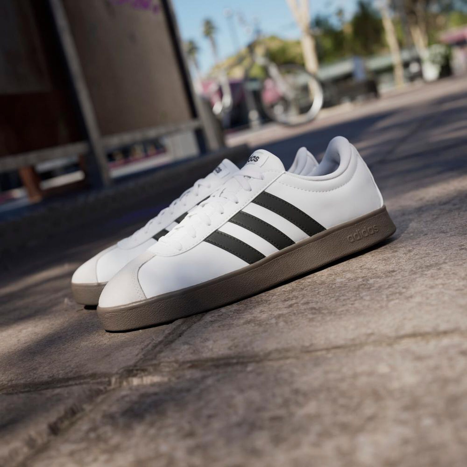 Zapatilla Urbana Hombre Adidas Vl Court Base Blanco image number 7.0