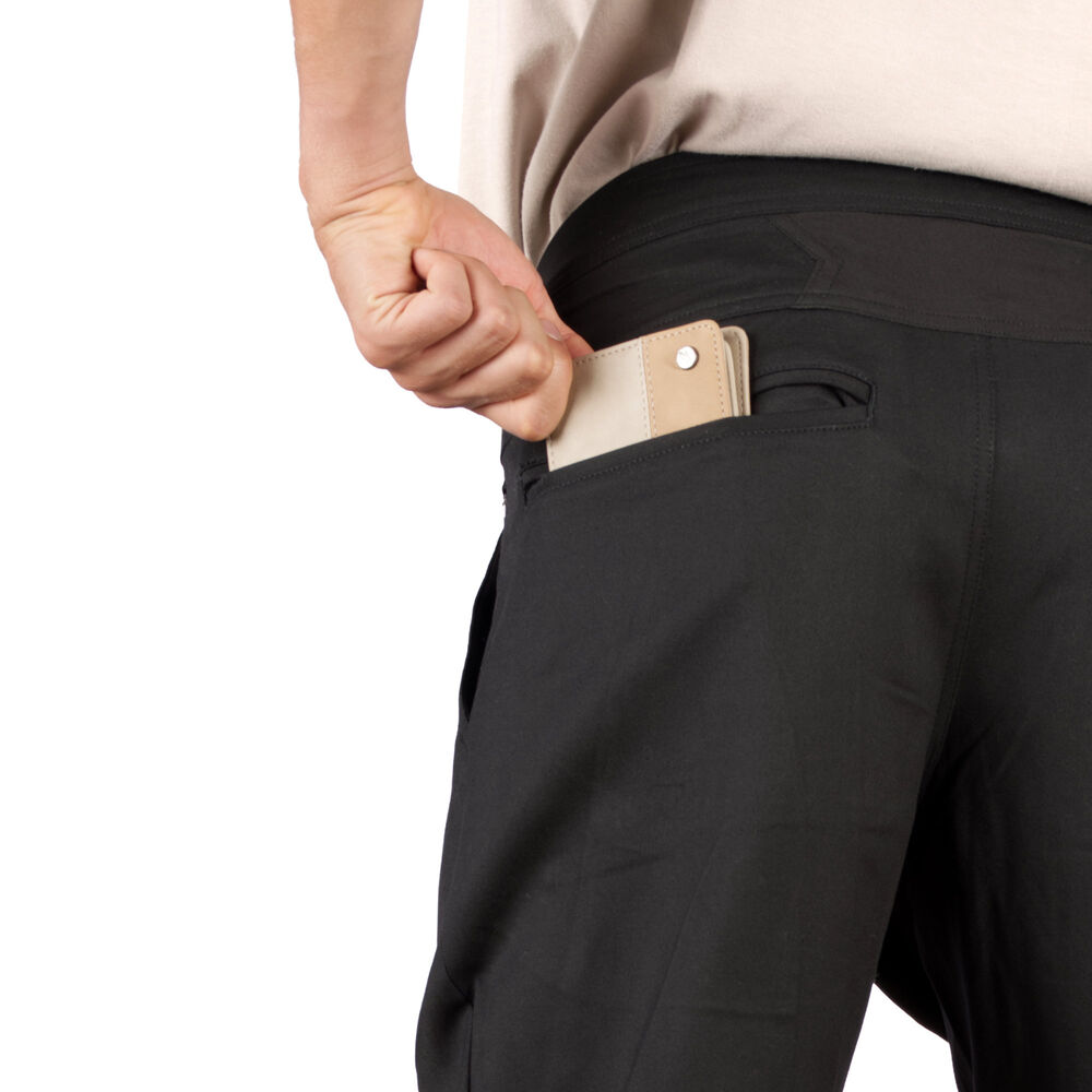 Pantalón Traveller Negro Hombre Falcone image number 3.0